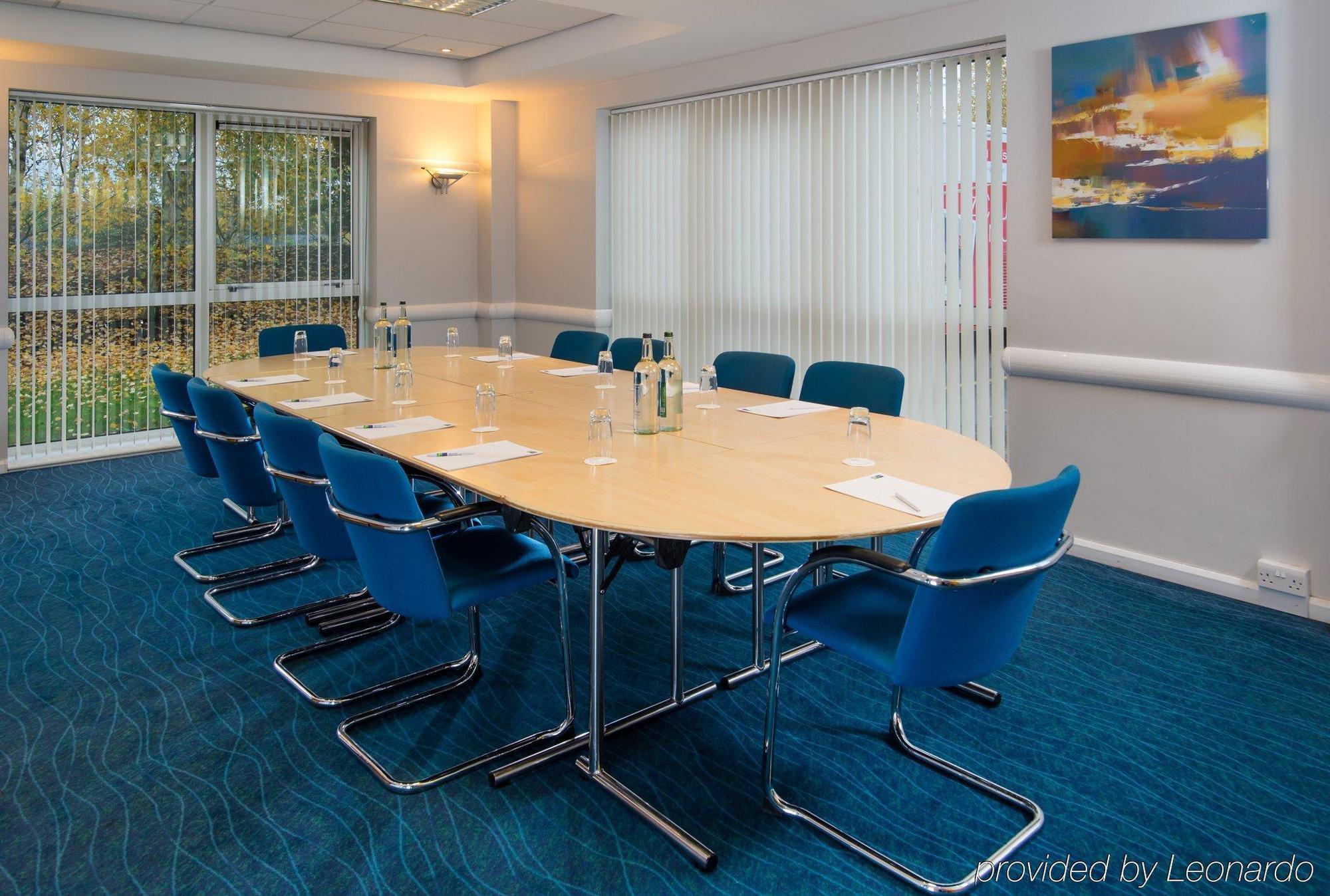 Holiday Inn Express Bedford By Ihg מראה חיצוני תמונה